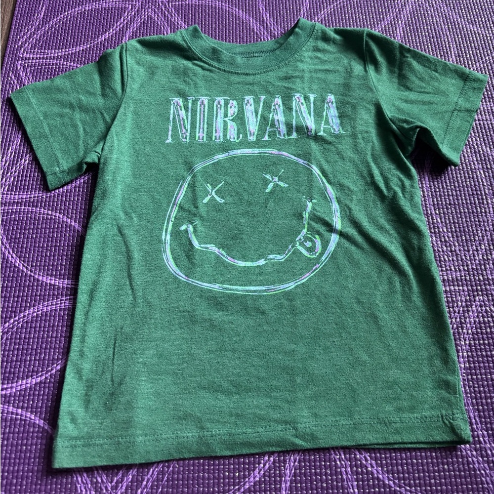Kids 5T green Nirvana graphic tee